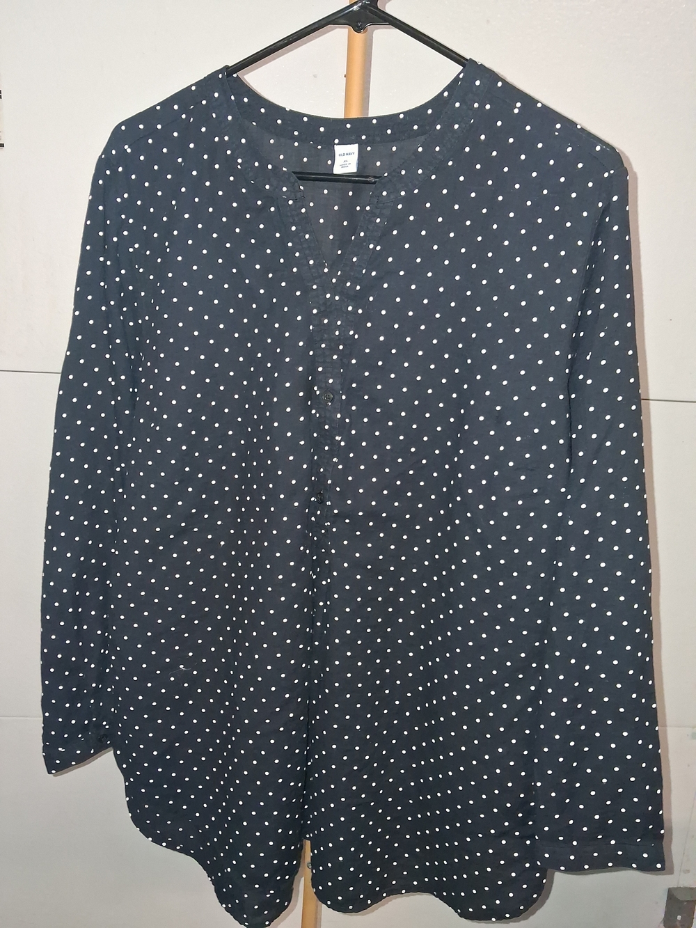 Old Navy Cotton Black Polka Dot Button Front Blouse